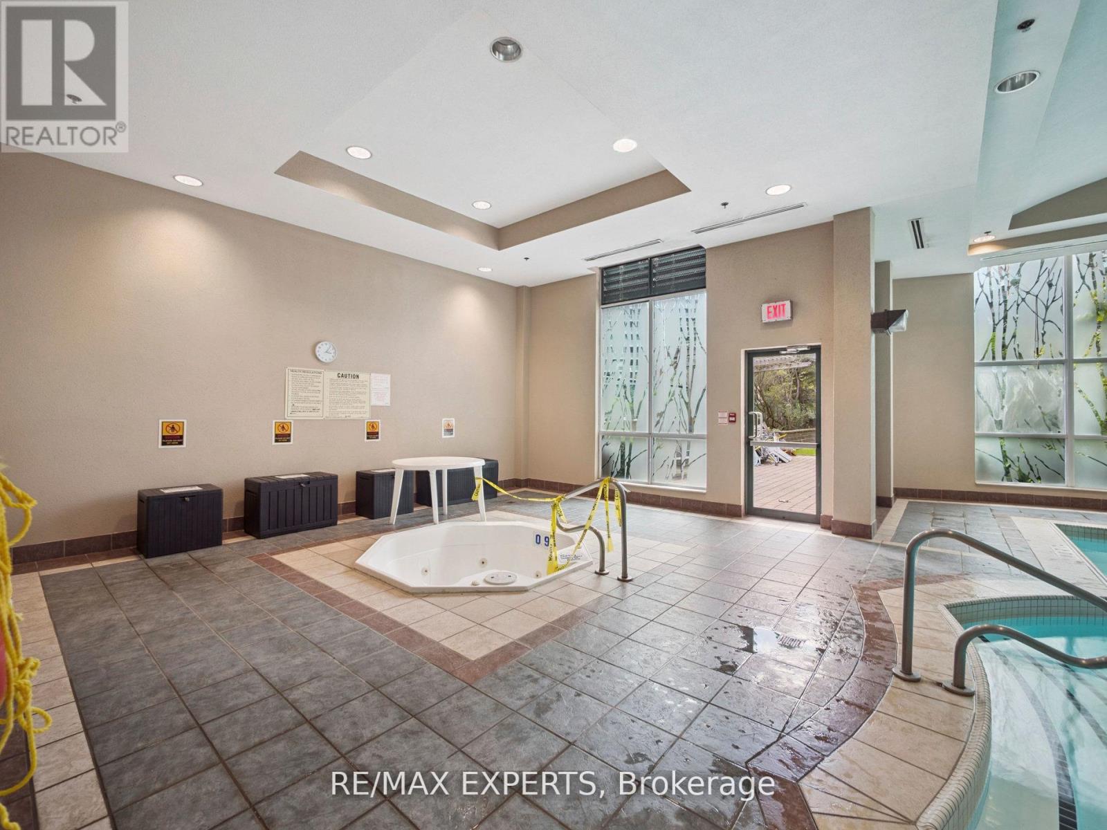 Uph-06 - 7 Lorraine Drive, Toronto, Ontario  M2N 7H2 - Photo 33 - C12769054