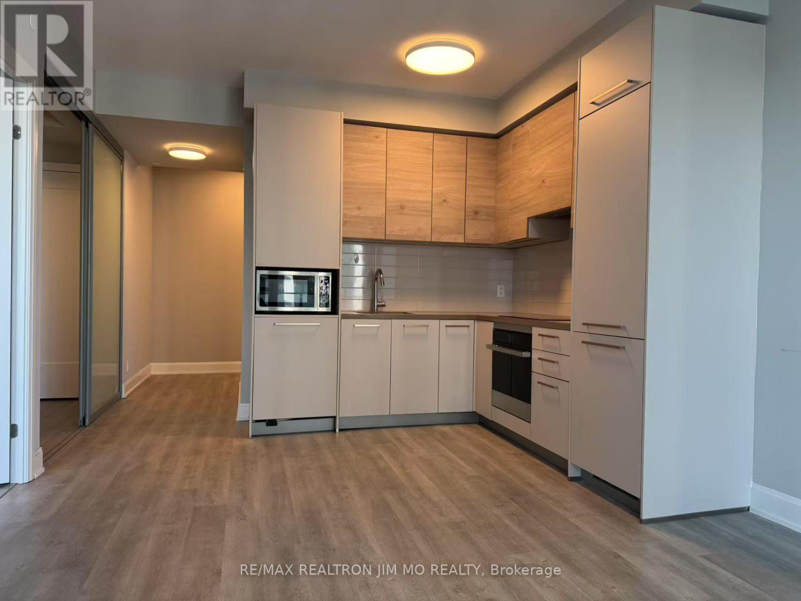 1205 - 12 Gandhi Lane, Markham, Ontario  L3T 0G8 - Photo 4 - N12769012