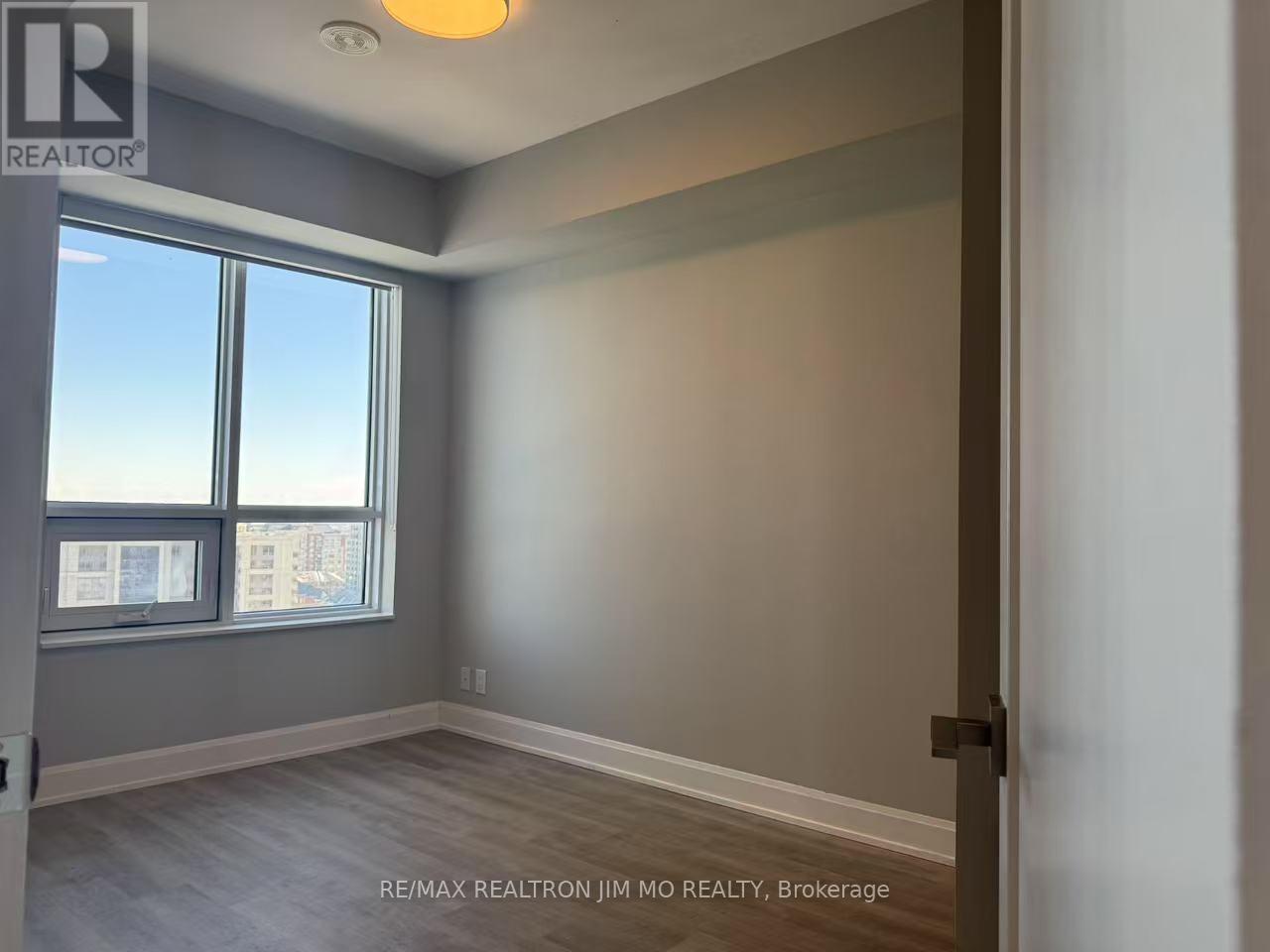 1205 - 12 Gandhi Lane, Markham, Ontario  L3T 0G8 - Photo 5 - N12769012