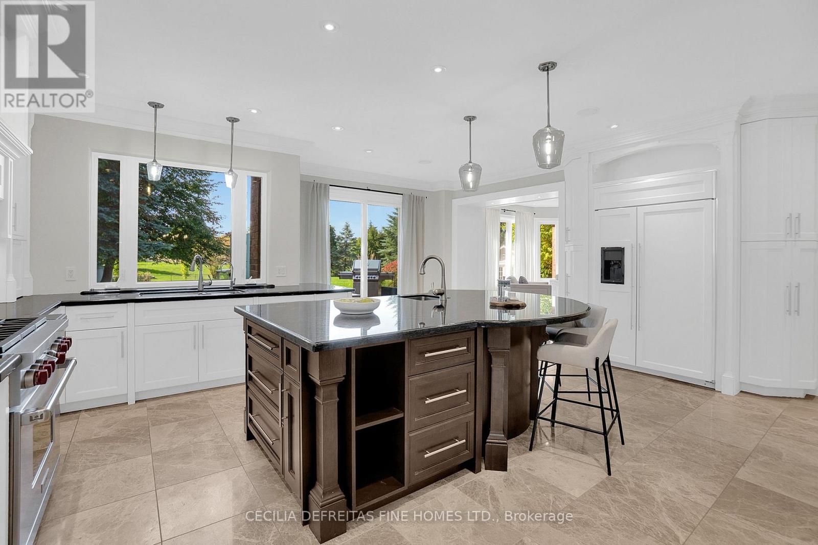 74 Mactaggart Drive, King (Nobleton), Ontario  L0G 1N0 - Photo 9 - N12769044