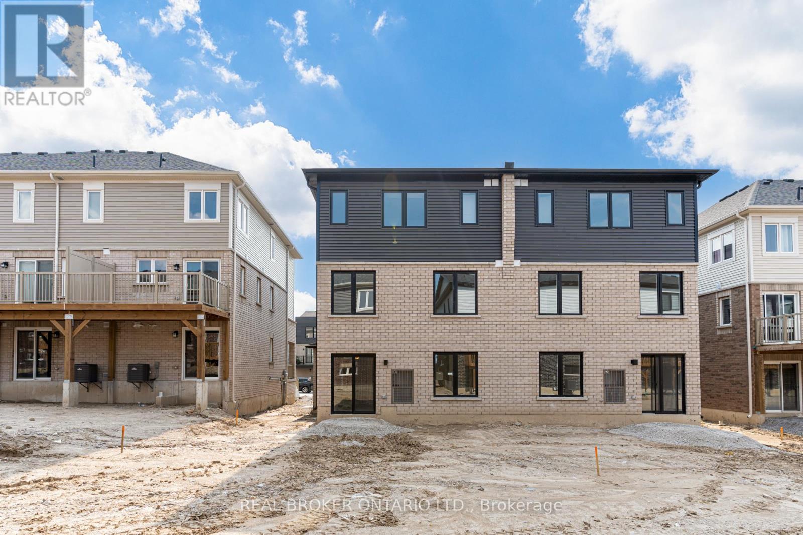 6 - 32 Wagon Lane N, Barrie, Ontario  L9J 0T7 - Photo 2 - S12769004