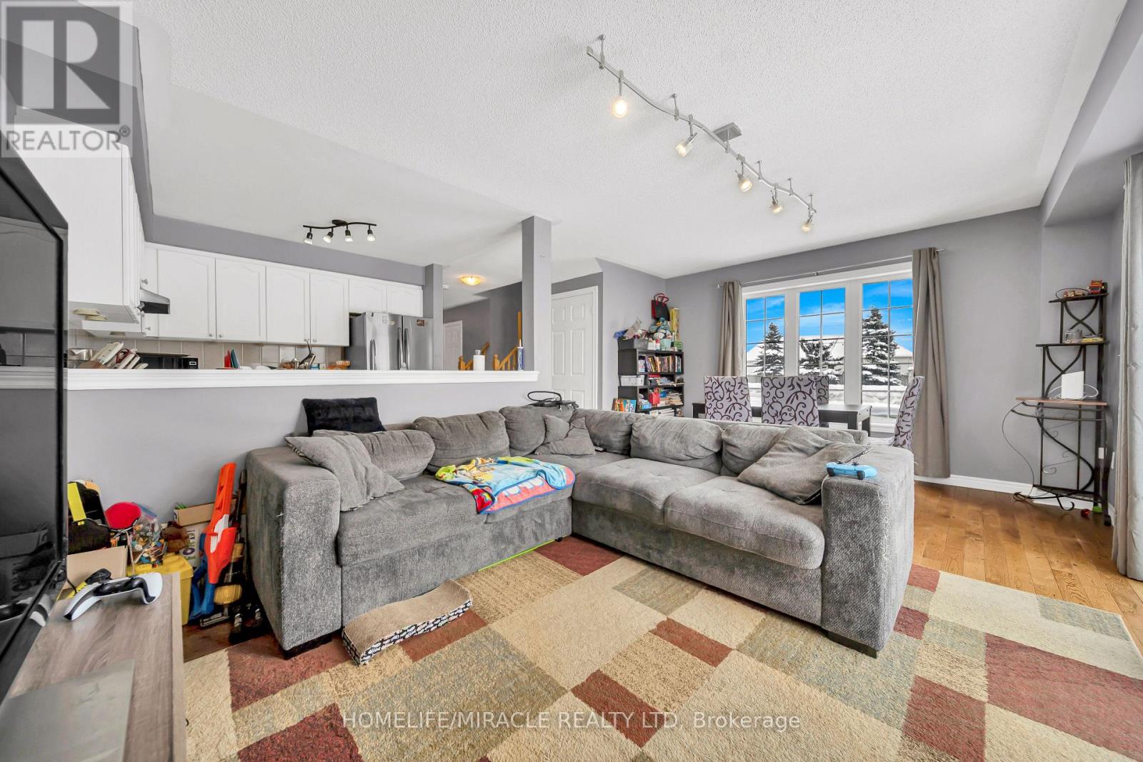 51 Touchette Drive, Barrie, Ontario  L4N 6A6 - Photo 10 - S12769020