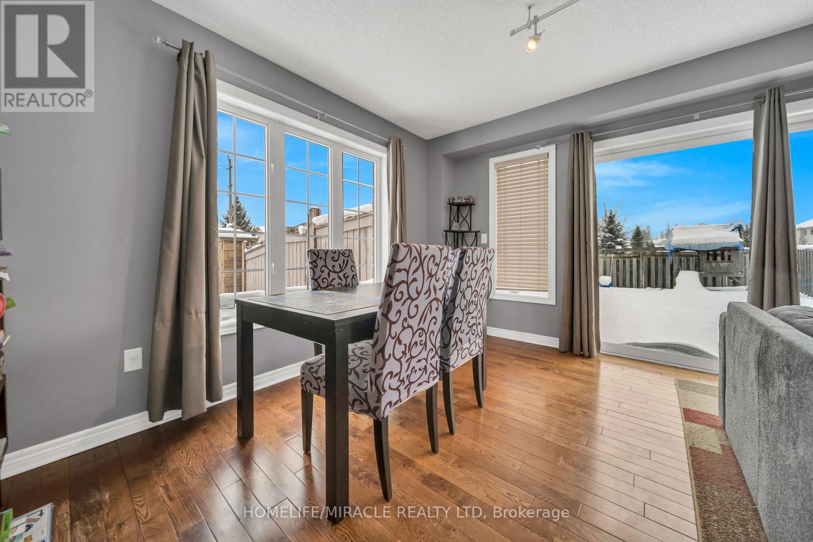 51 Touchette Drive, Barrie, Ontario  L4N 6A6 - Photo 13 - S12769020