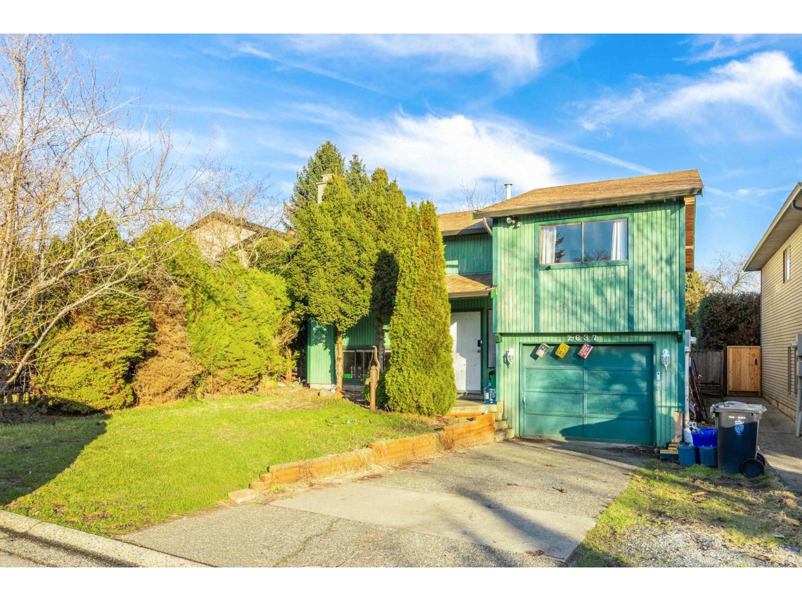 2637 Wildwood Court, Langley, British Columbia  V2Y 1E8 - Photo 2 - R3087412