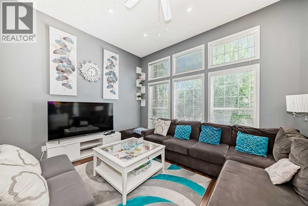 12 Taravista Crescent Ne, Calgary, Alberta  T3J 4N9 - Photo 2 - A2274639