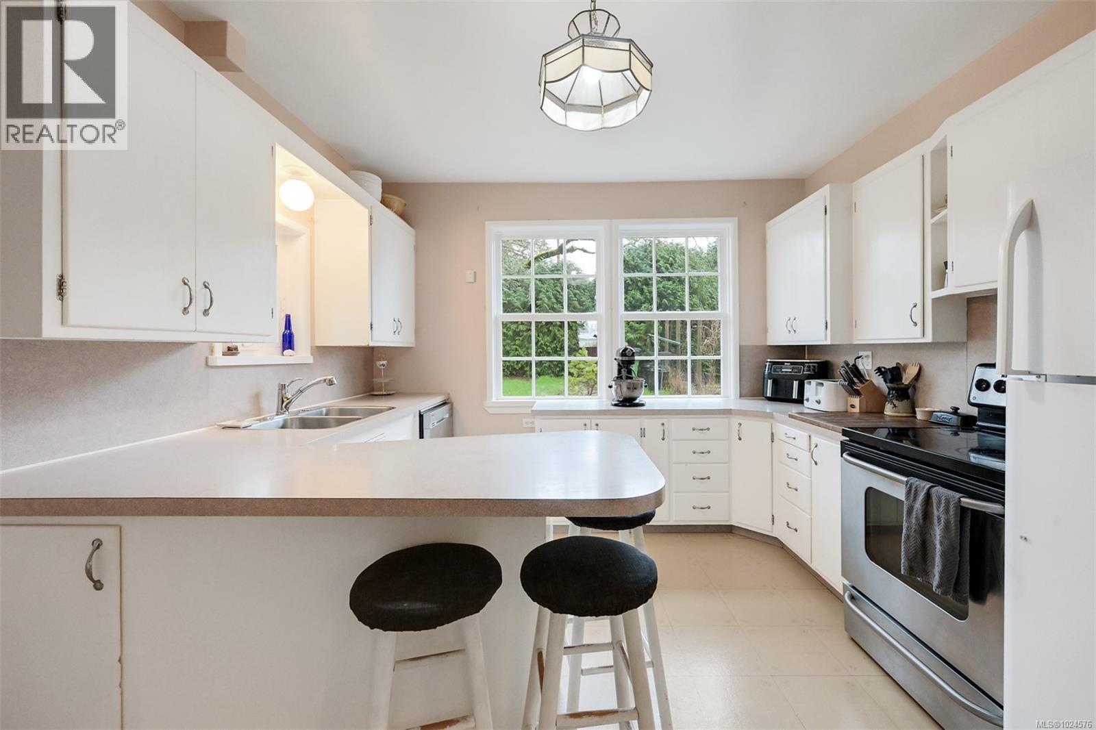 2035 Herd Rd, Duncan, British Columbia  V9L 5W3 - Photo 29 - 1024576