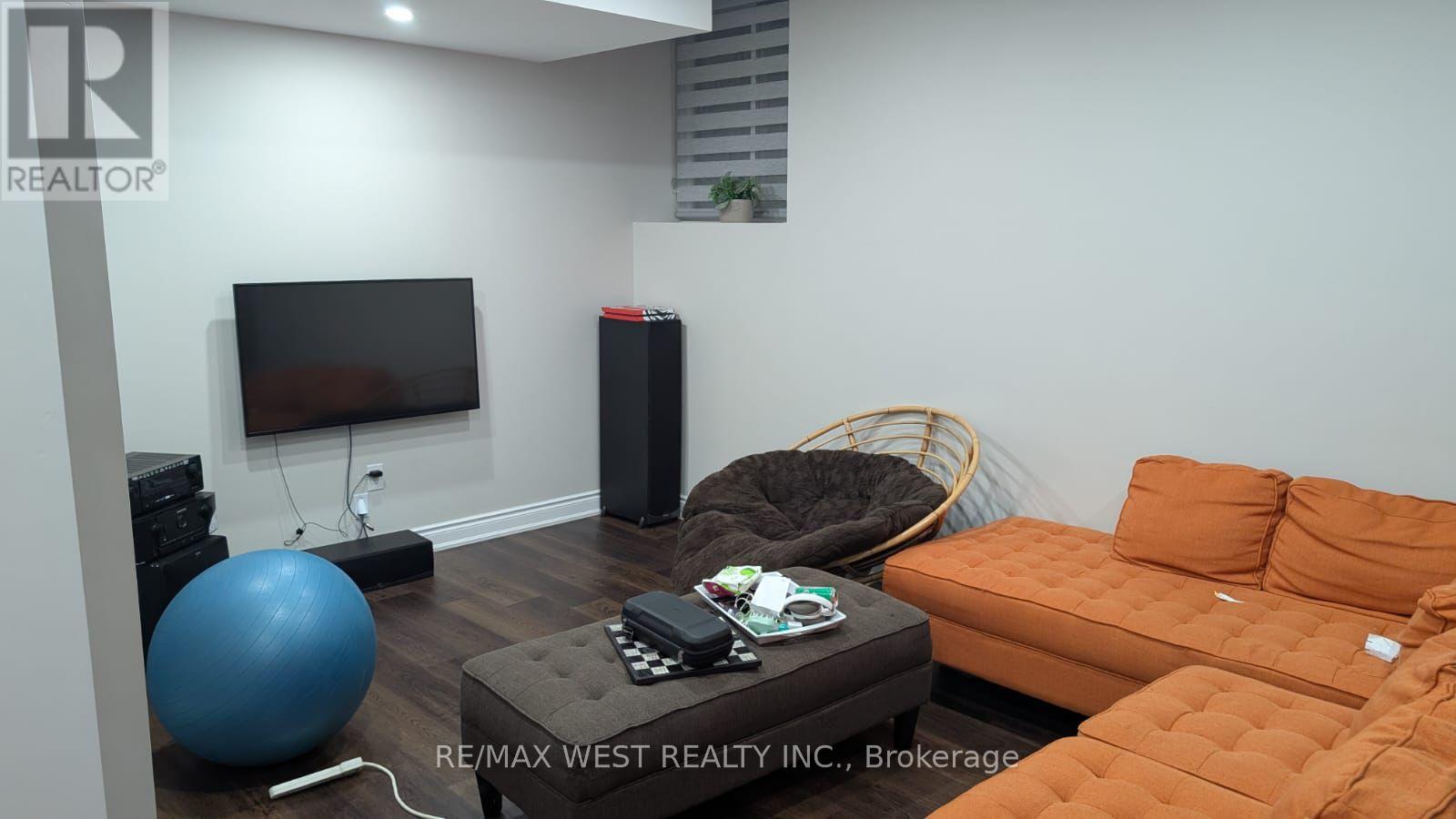 Lower - 65 Port Royal Avenue, Vaughan, Ontario  L4H 4K6 - Photo 2 - N12752622