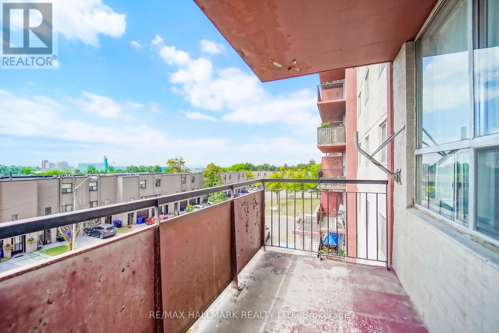 411 - 50 Lotherton Pathway, Toronto, Ontario  M6B 2G7 - Photo 27 - W12655498