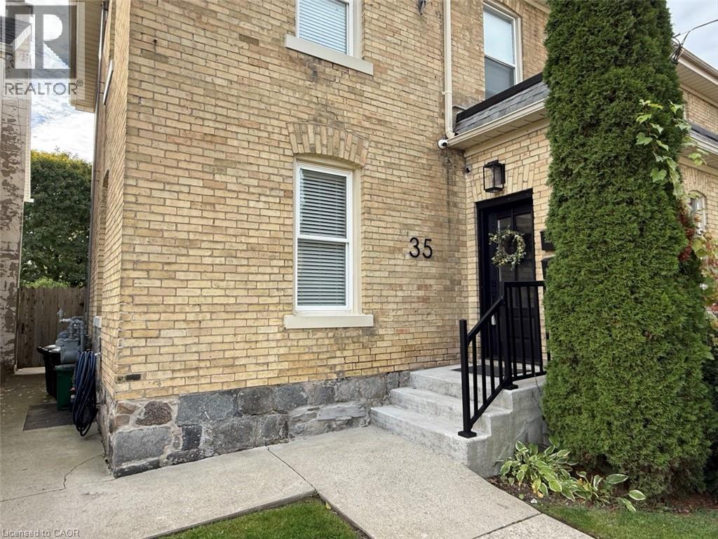 35 Victoria Avenue Unit# B, Cambridge, Ontario  N1S 1X2 - Photo 2 - 40802898