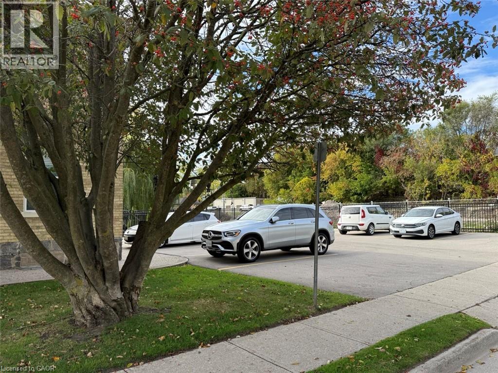 35 Victoria Avenue Unit# B, Cambridge, Ontario  N1S 1X2 - Photo 20 - 40802898