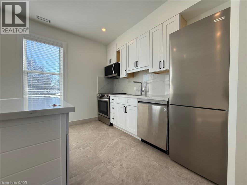 35 Victoria Avenue Unit# B, Cambridge, Ontario  N1S 1X2 - Photo 5 - 40802898