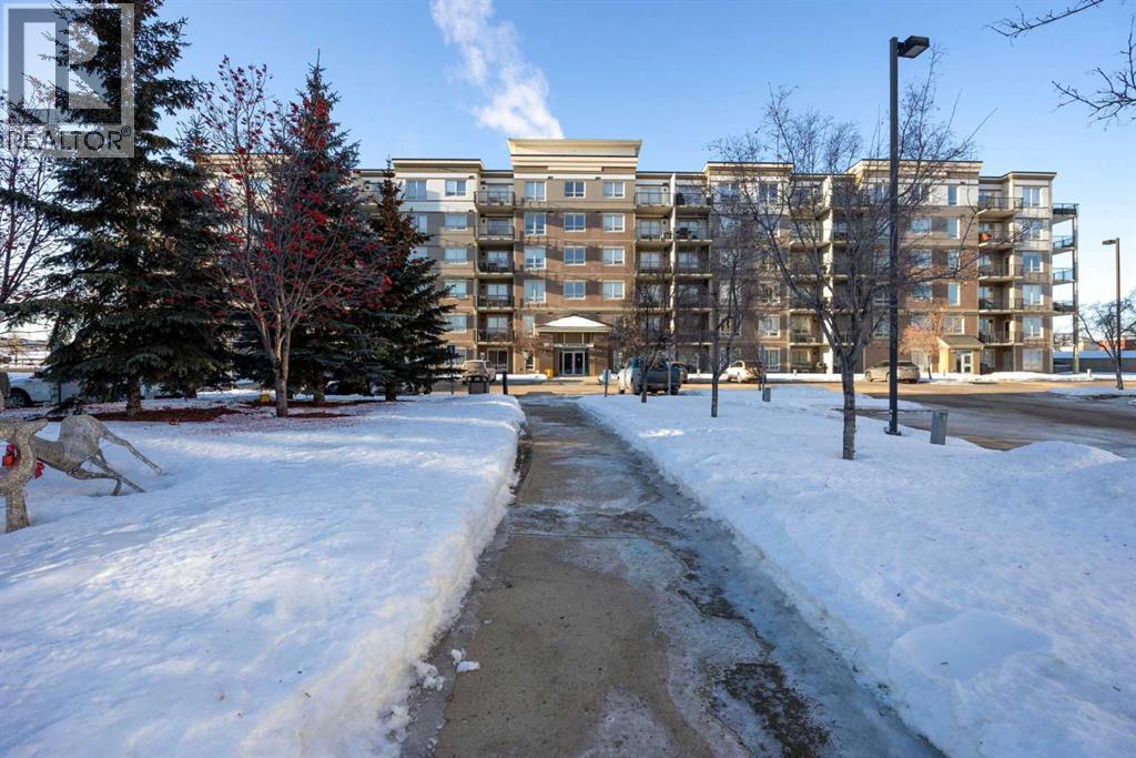 602, 136d Sandpiper, Fort Mcmurray, Alberta  T9K 0J7 - Photo 1 - A2279546