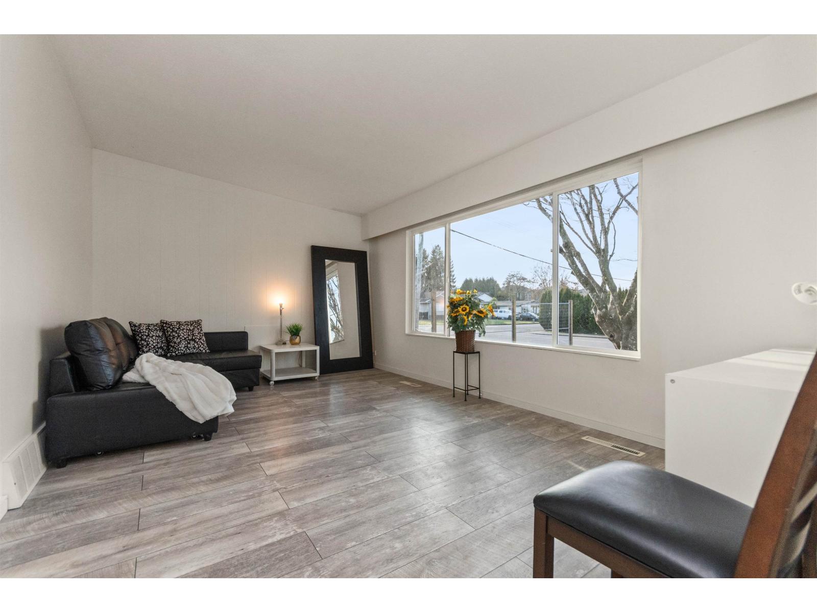 9410 Corbould Street, Chilliwack Proper West, Chilliwack, British Columbia  V2P 3Z9 - Photo 11 - R3087138