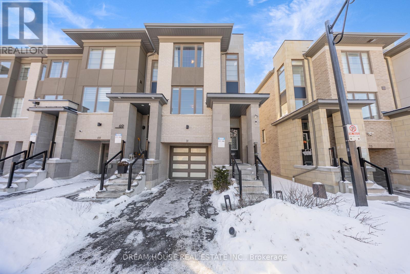 108 - 71 Donald Fleming Way, Whitby, Ontario  L1R 0N8 - Photo 2 - E12769058