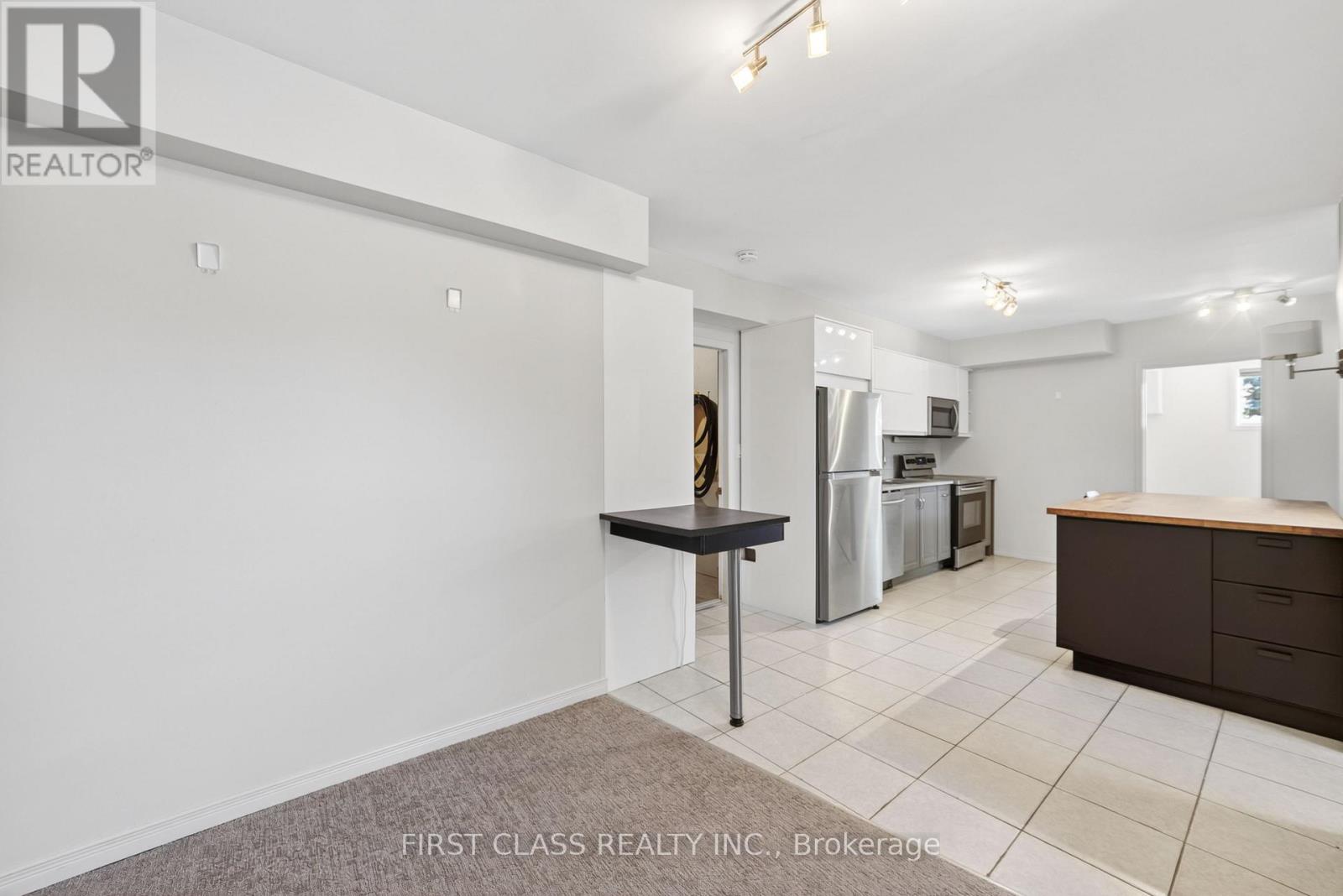 20173 Bathurst Street, East Gwillimbury, Ontario  L9N 1N3 - Photo 10 - N12769062