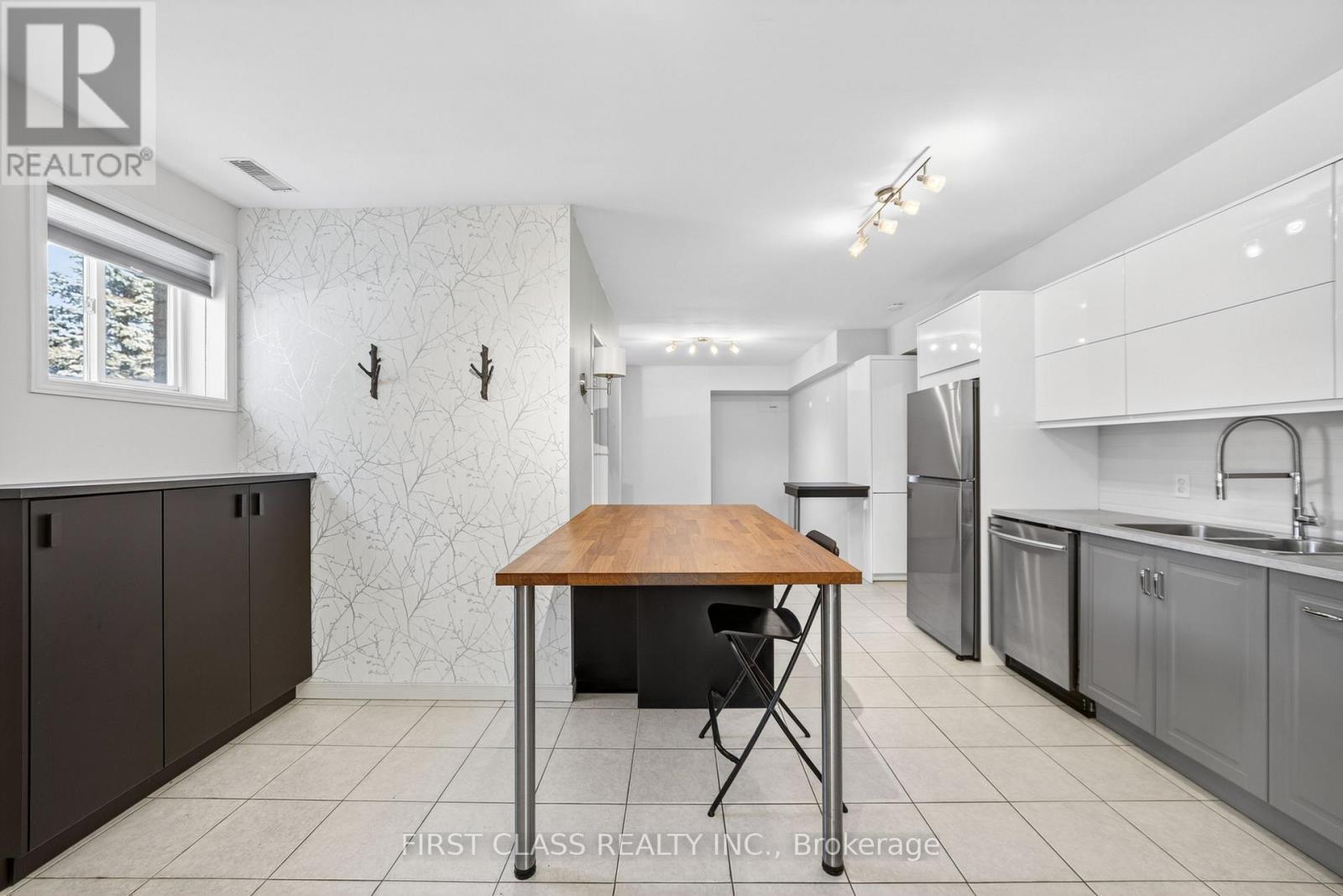 20173 Bathurst Street, East Gwillimbury, Ontario  L9N 1N3 - Photo 13 - N12769062