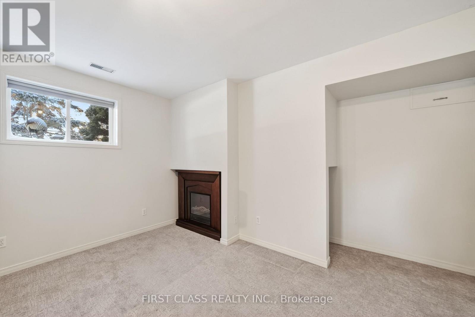 20173 Bathurst Street, East Gwillimbury, Ontario  L9N 1N3 - Photo 7 - N12769062