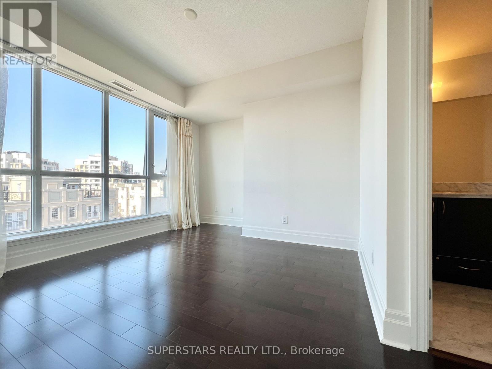 502c - 39 Upper Duke Crescent, Markham, Ontario  L6G 0B8 - Photo 12 - N12769072