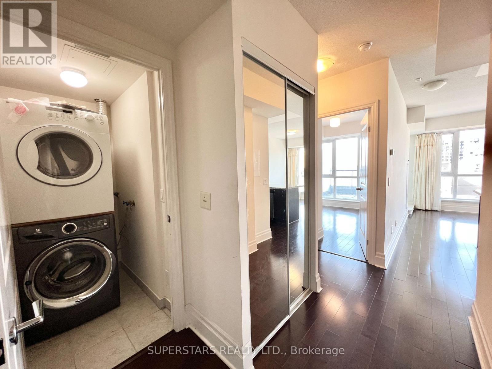 502c - 39 Upper Duke Crescent, Markham, Ontario  L6G 0B8 - Photo 3 - N12769072