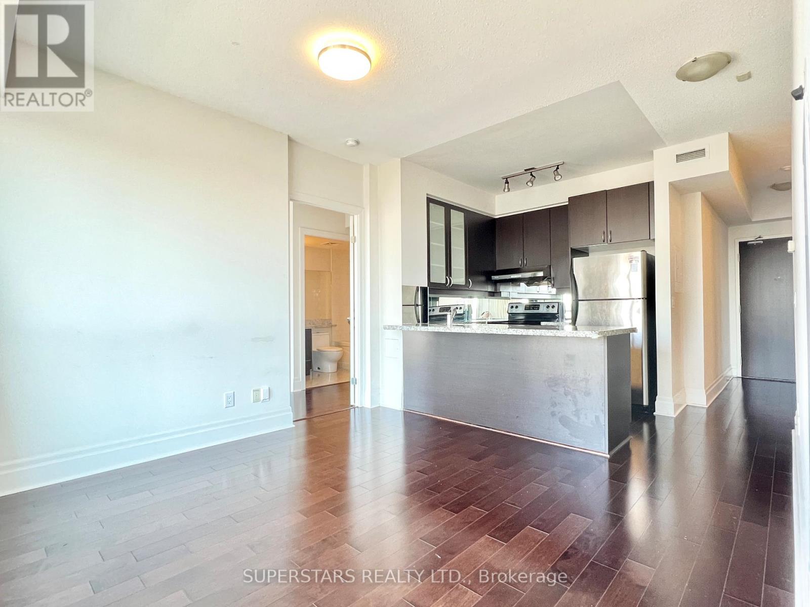 502c - 39 Upper Duke Crescent, Markham, Ontario  L6G 0B8 - Photo 4 - N12769072