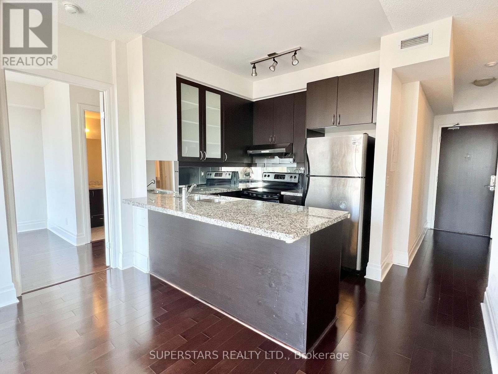 502c - 39 Upper Duke Crescent, Markham, Ontario  L6G 0B8 - Photo 5 - N12769072