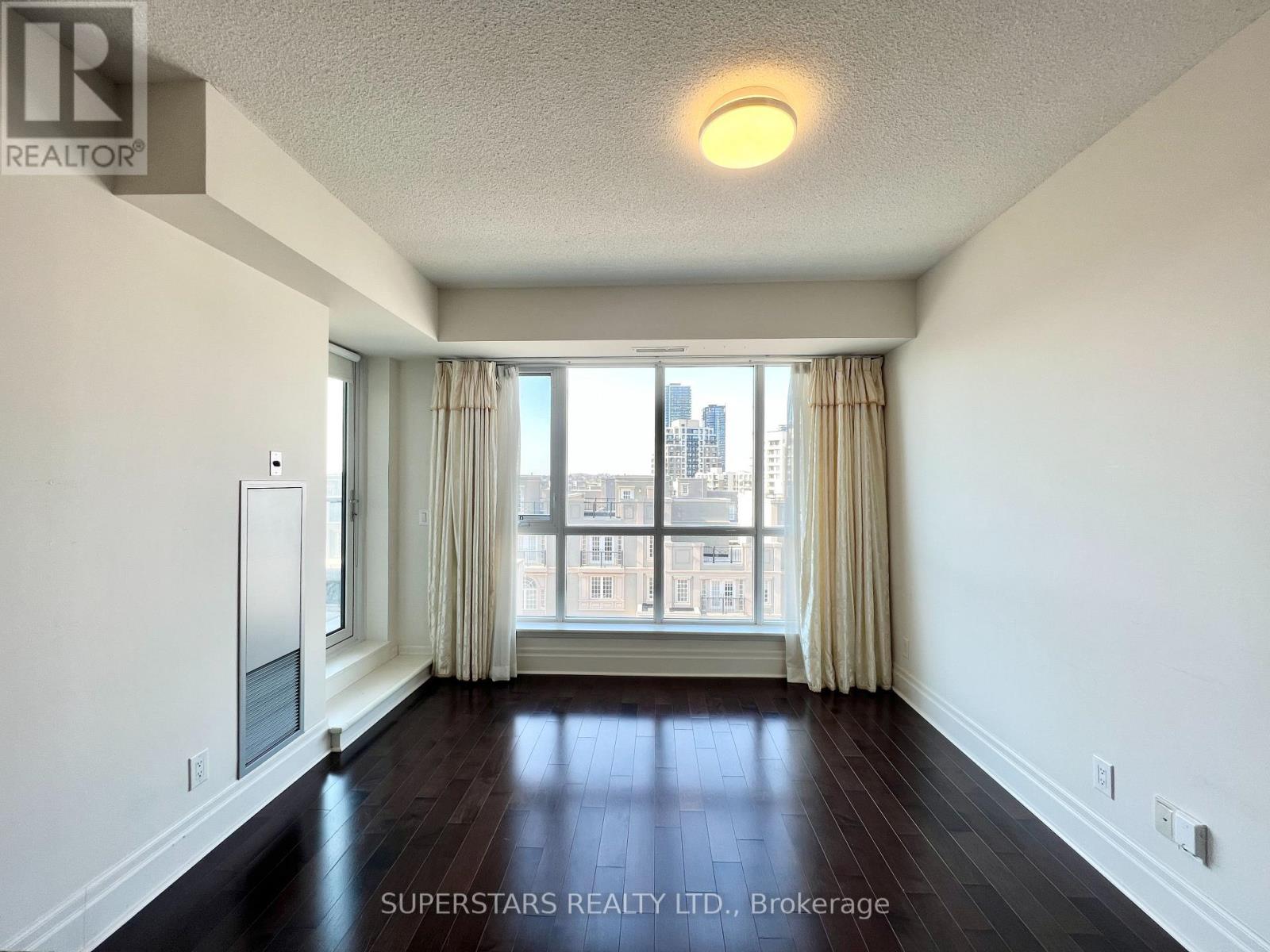 502c - 39 Upper Duke Crescent, Markham, Ontario  L6G 0B8 - Photo 8 - N12769072