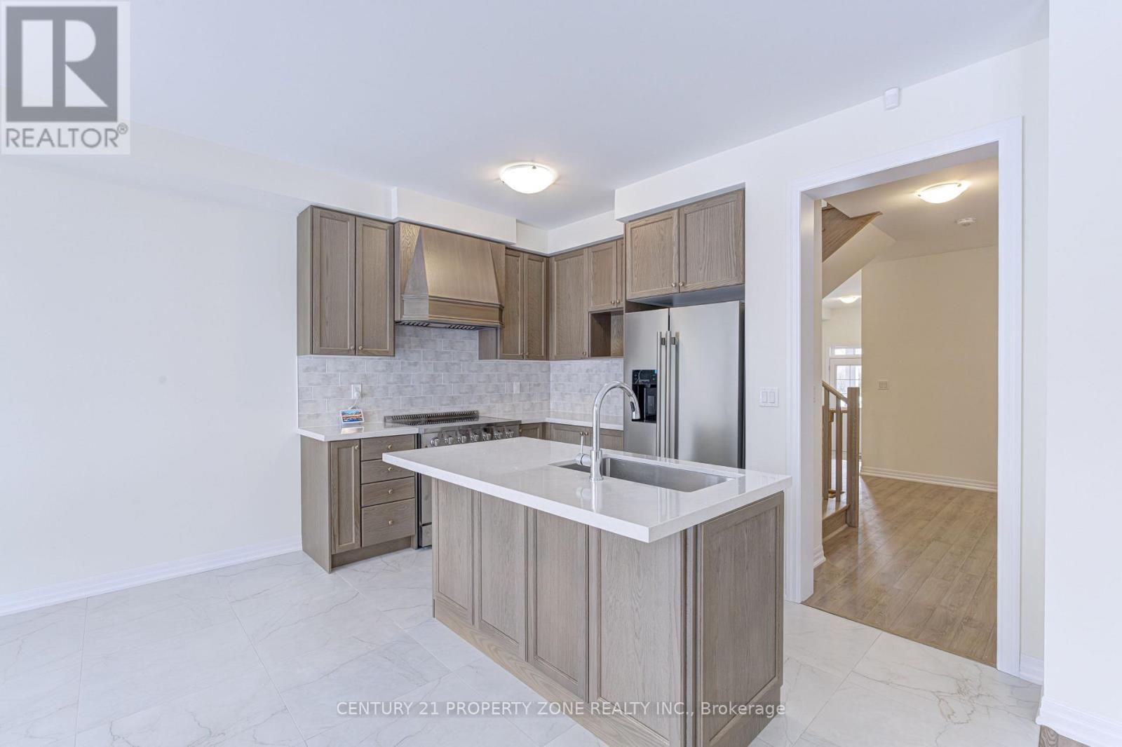 28 Autumn Oak Court, Caledon, Ontario  L7E 1X6 - Photo 13 - W12769080