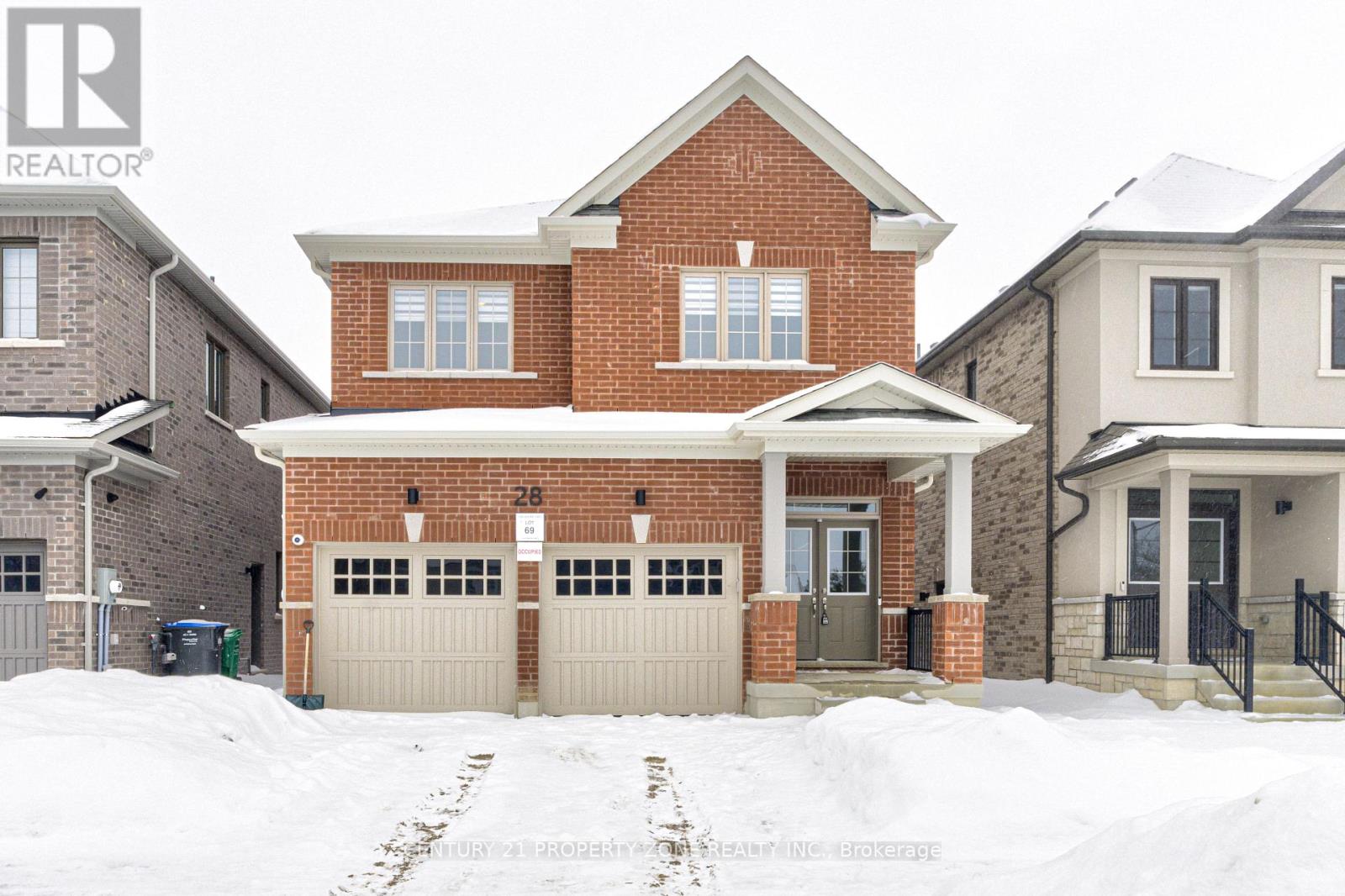 28 Autumn Oak Court, Caledon, Ontario  L7E 1X6 - Photo 2 - W12769080