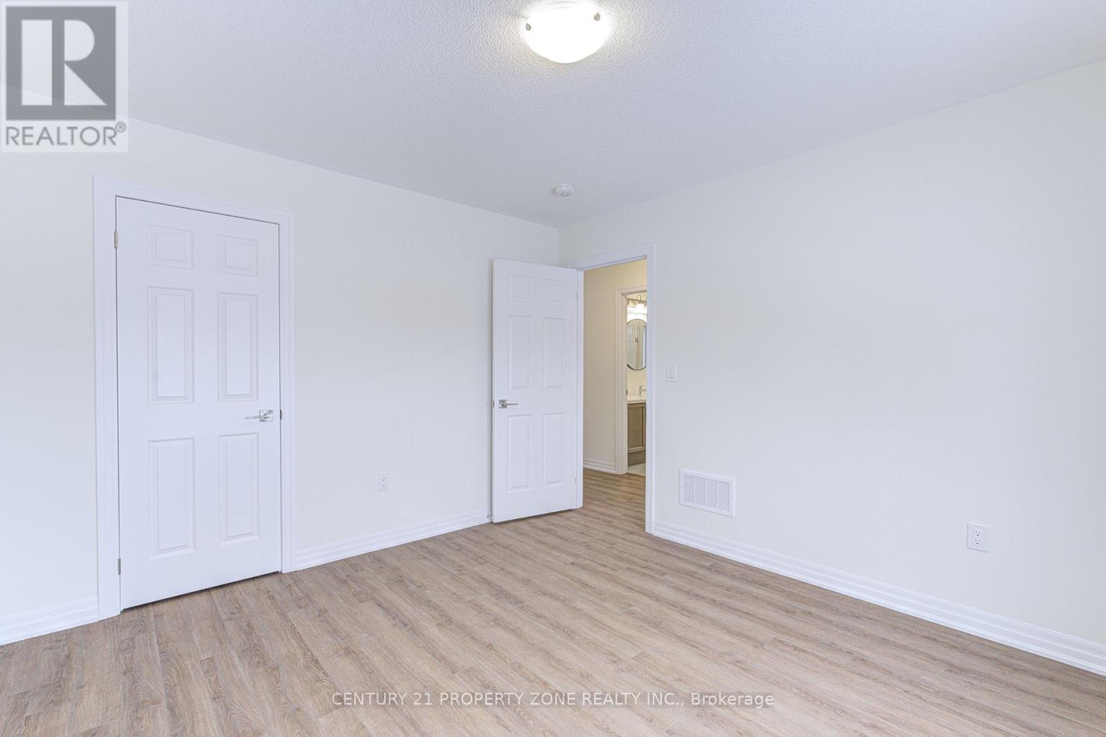 28 Autumn Oak Court, Caledon, Ontario  L7E 1X6 - Photo 36 - W12769080