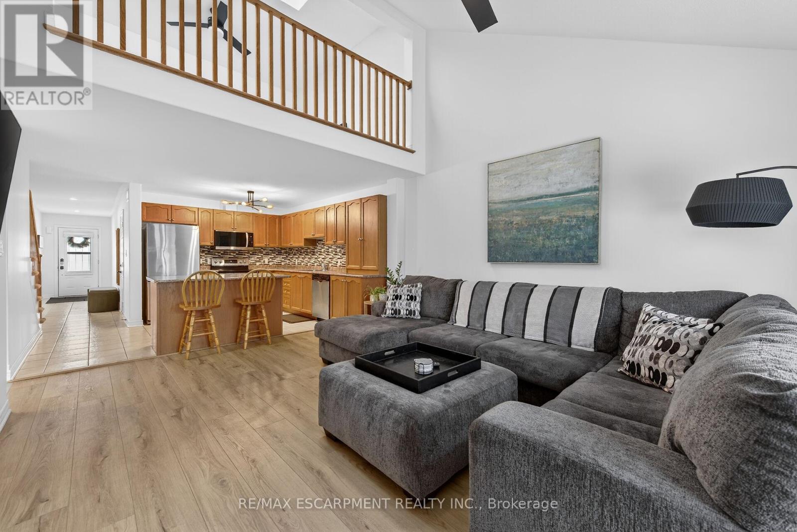 9 Chicory Crescent, St. Catharines, Ontario  L2R 0A6 - Photo 12 - X12769060