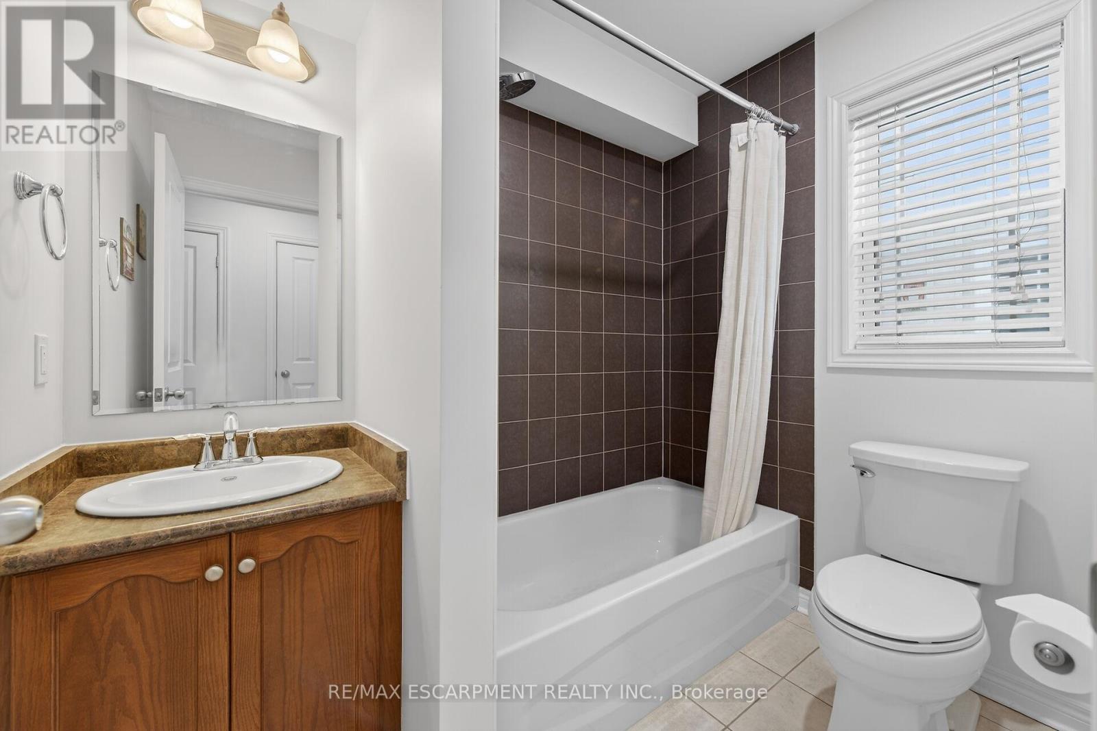 9 Chicory Crescent, St. Catharines, Ontario  L2R 0A6 - Photo 18 - X12769060