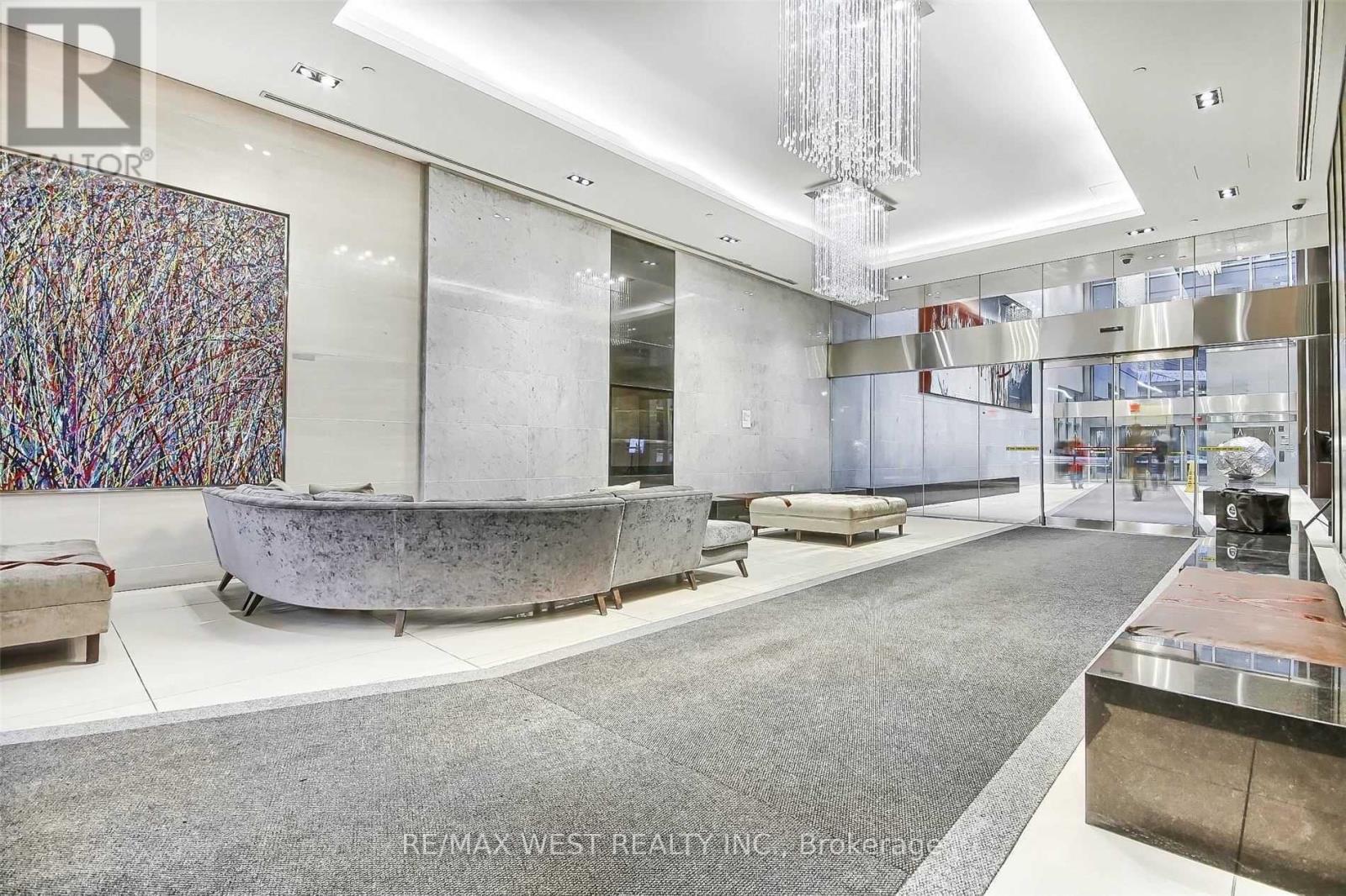 7201 - 388 Yonge Street, Toronto, Ontario  M5B 0A4 - Photo 3 - C12763040