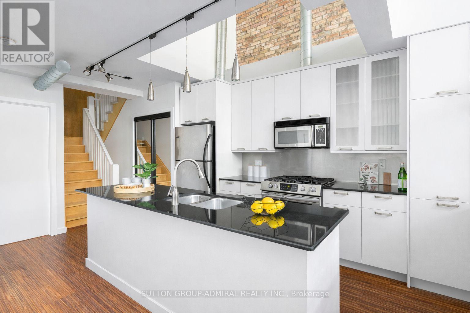 201 - 1852 Queen Street E, Toronto, Ontario  M4L 1H1 - Photo 9 - E12747844