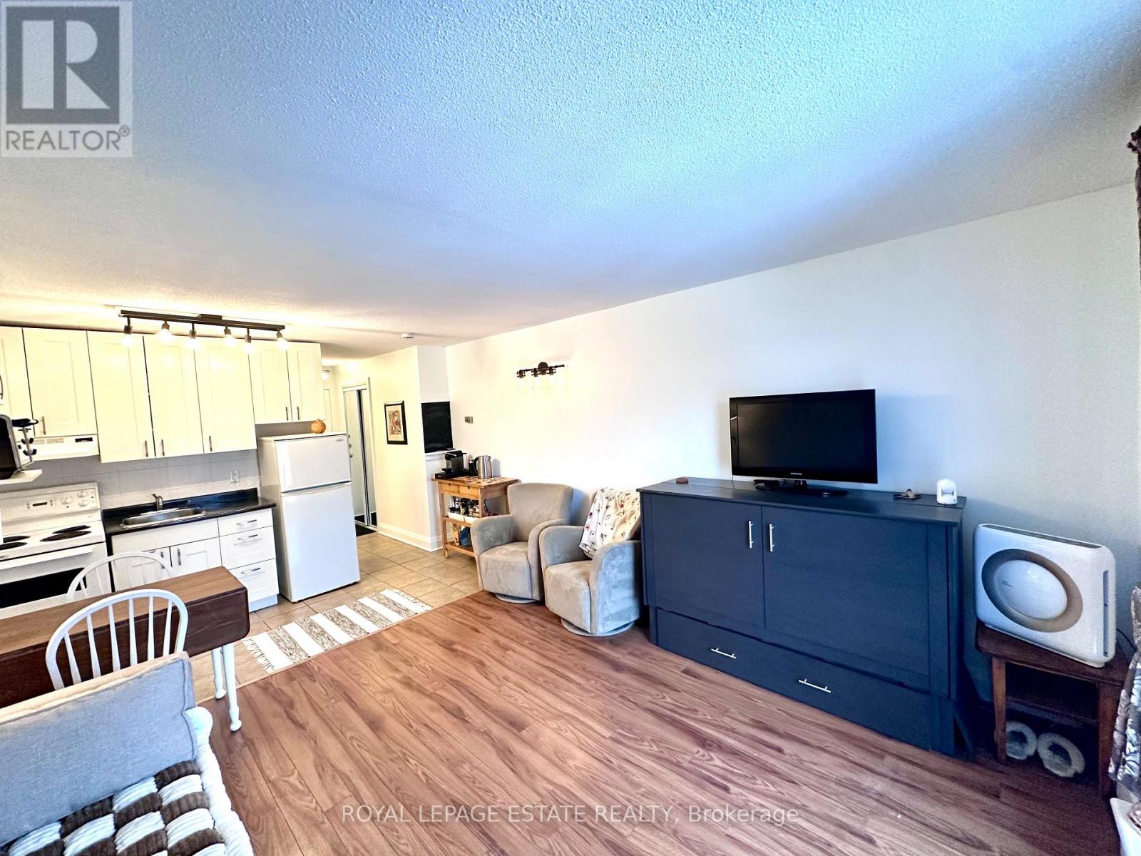 309 - 123 Woodbine Avenue, Toronto, Ontario  M4L 3V8 - Photo 14 - E12768570