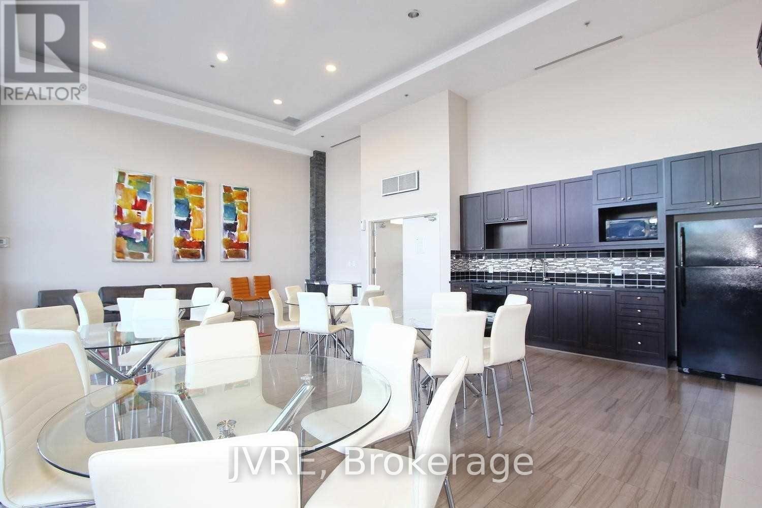 210 - 12 Woodstream Boulevard, Vaughan, Ontario  L4L 8C3 - Photo 29 - N12549320