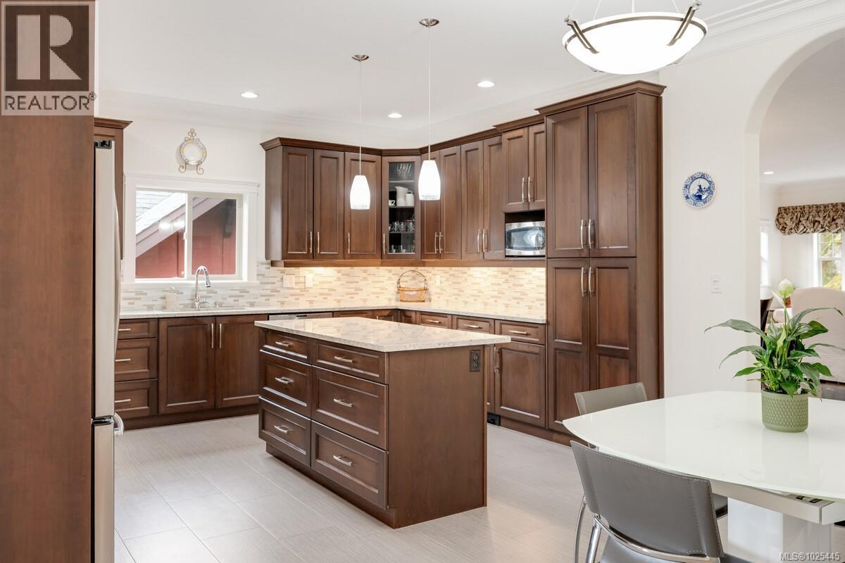 2333 Copper Rock Crt, Langford, British Columbia  V9B 0G4 - Photo 6 - 1025445