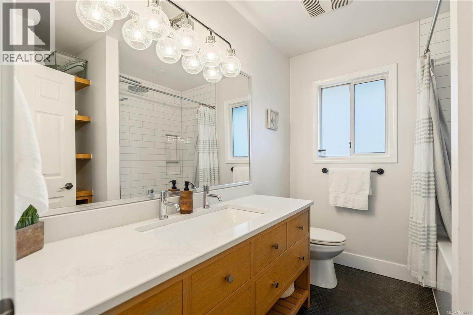 928 Rowils Cres, Langford, British Columbia  V9B 2M7 - Photo 19 - 1024413