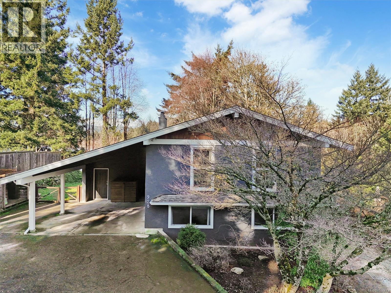 928 Rowils Cres, Langford, British Columbia  V9B 2M7 - Photo 2 - 1024413