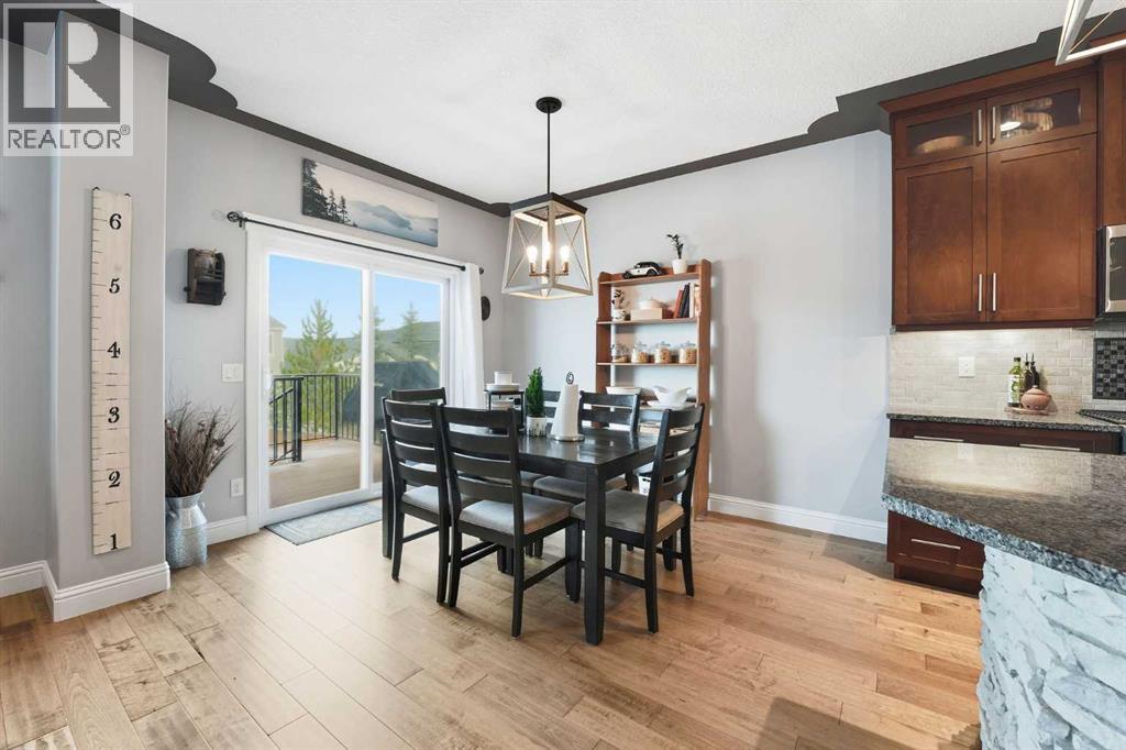 166 Fireside Bend, Cochrane, Alberta  T4C 0V7 - Photo 11 - A2276377