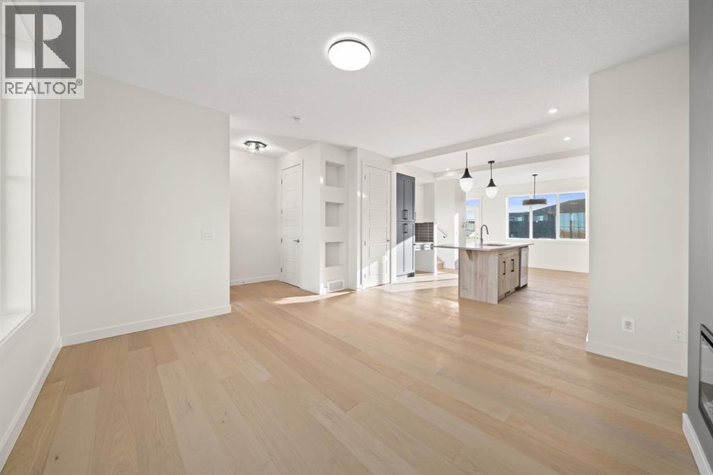 25 Sora Gate Se, Calgary, Alberta  T3S 0A7 - Photo 2 - A2280060