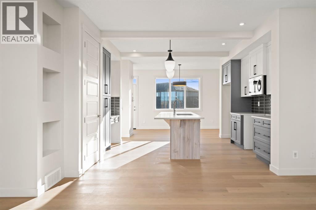 25 Sora Gate Se, Calgary, Alberta  T3S 0A7 - Photo 4 - A2280060