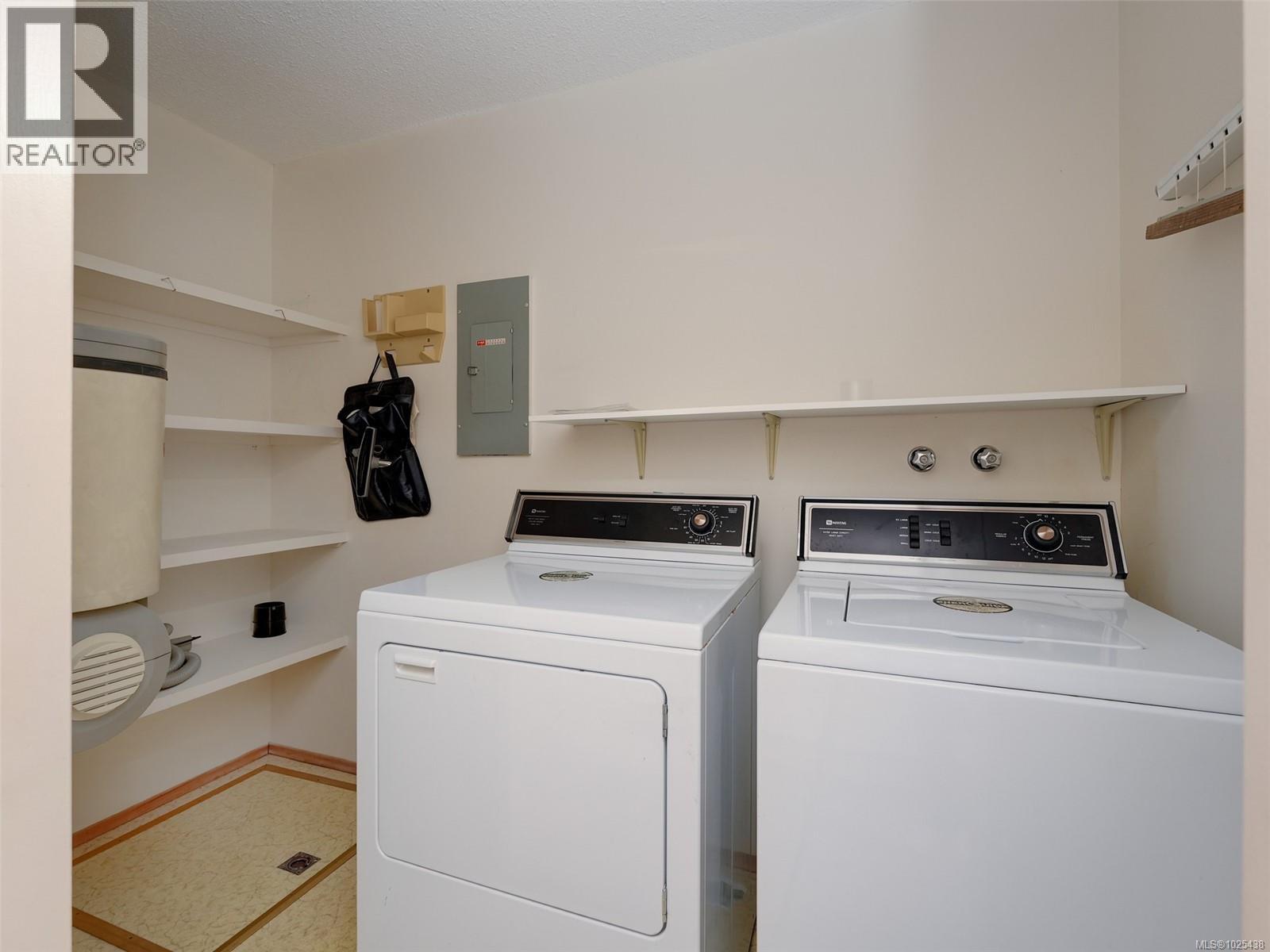 159 2345 Cedar Hill Cross Rd, Oak Bay, British Columbia  V8P 5H9 - Photo 23 - 1025438