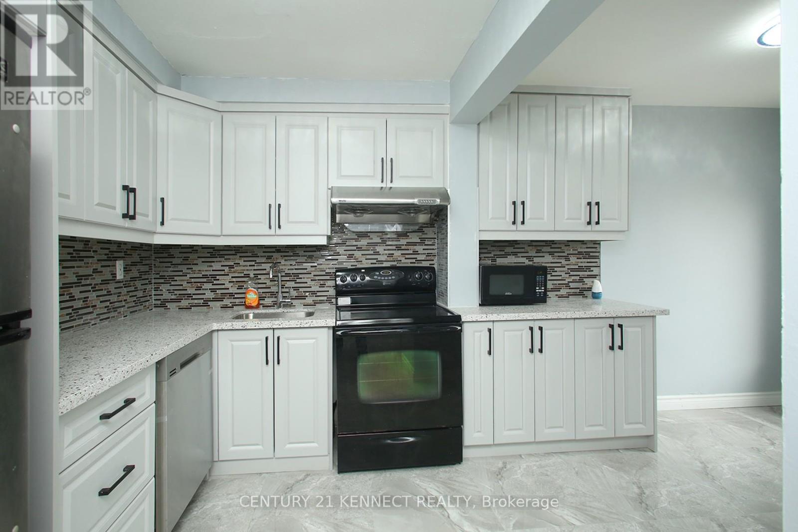 101 - 126 Dusay Place W, Toronto, Ontario  M1W 2N2 - Photo 10 - E12769132