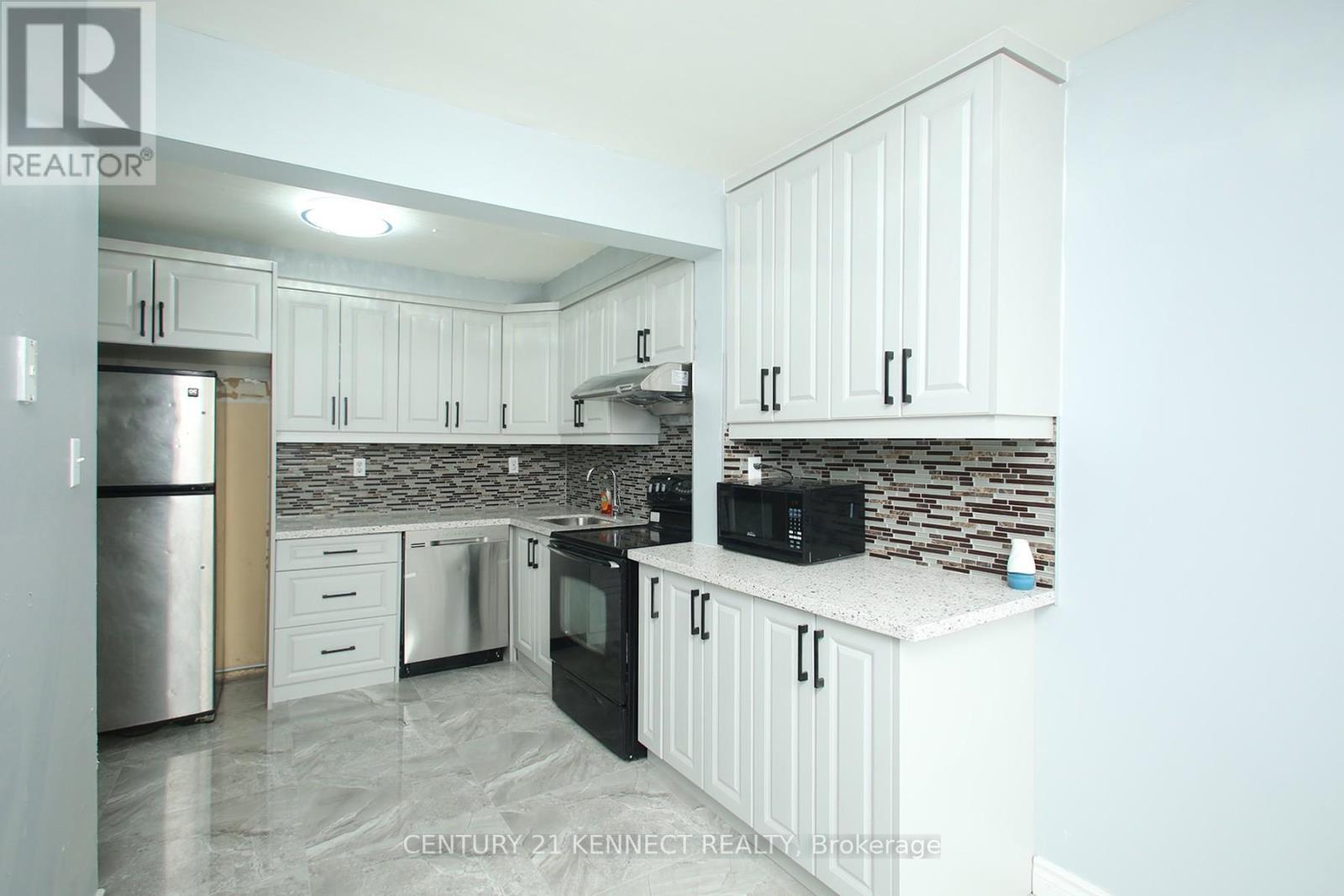 101 - 126 Dusay Place W, Toronto, Ontario  M1W 2N2 - Photo 9 - E12769132