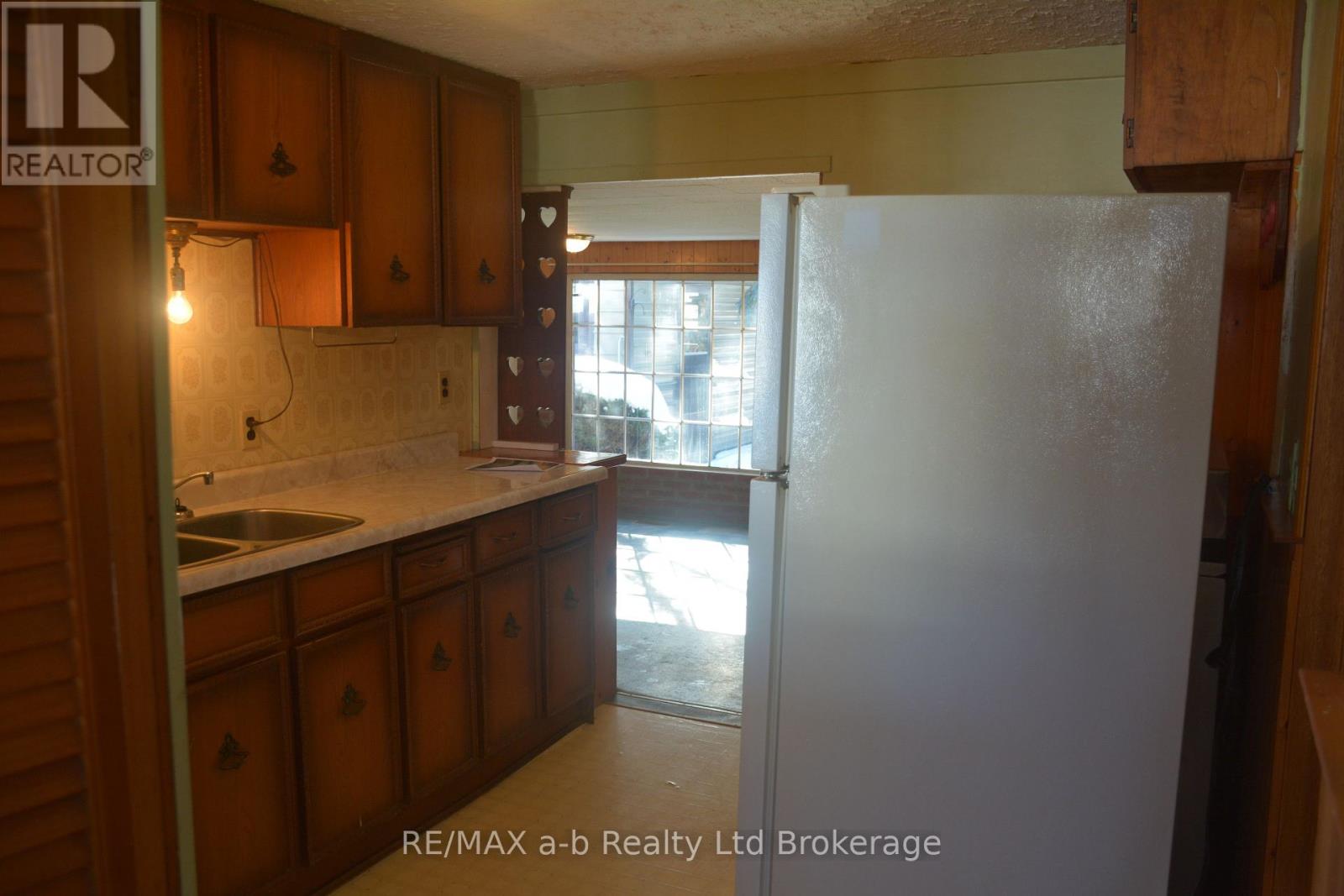 146 Whiting Street, Ingersoll, Ontario  N5C 3B3 - Photo 14 - X12768778