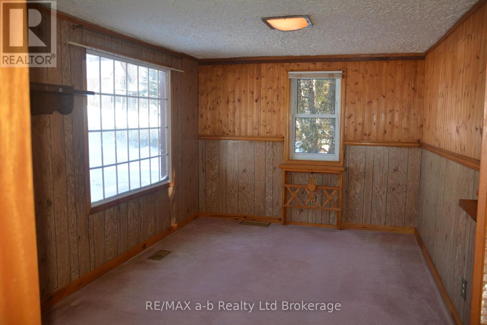 146 Whiting Street, Ingersoll, Ontario  N5C 3B3 - Photo 12 - X12768778