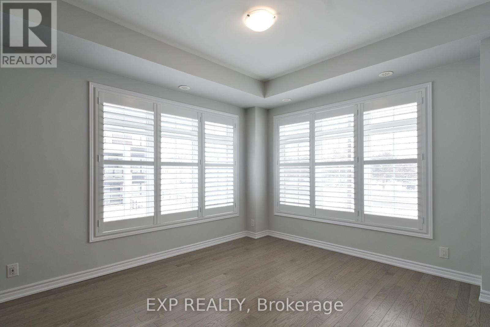 64 Guardhouse Crescent, Markham, Ontario  L6C 3J8 - Photo 9 - N12769088