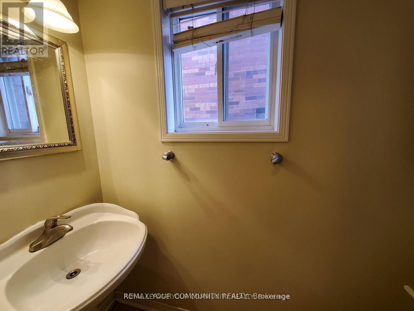 156 Loon Avenue, Barrie, Ontario  L4N 8X2 - Photo 10 - S12769146