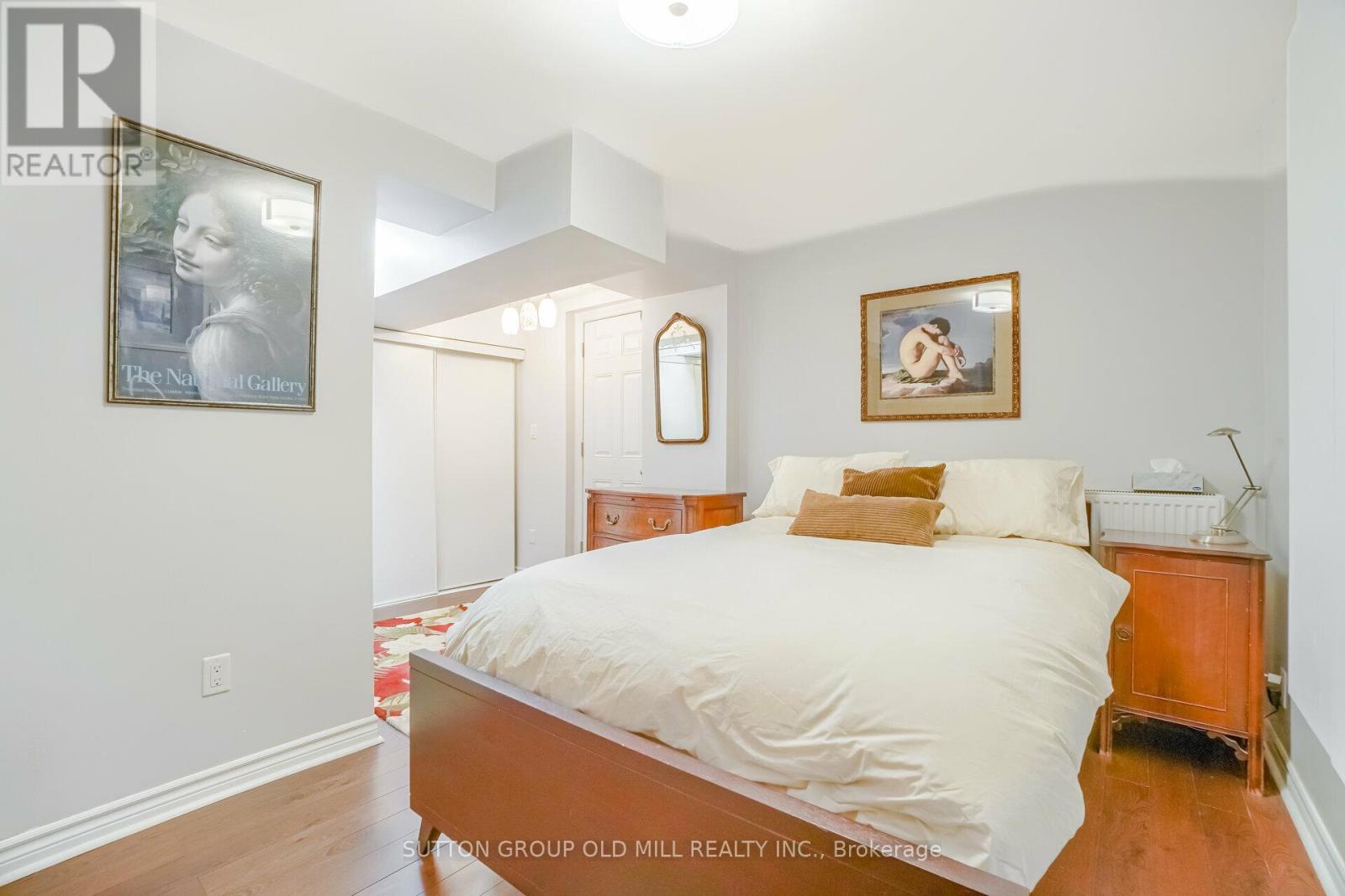 Lower - 118 Mavety Street, Toronto, Ontario  M6P 2L9 - Photo 18 - W12769106