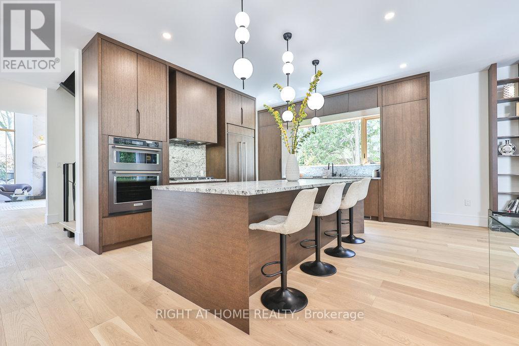 920 Calder Road, Mississauga, Ontario  L5J 2N7 - Photo 15 - W12769138